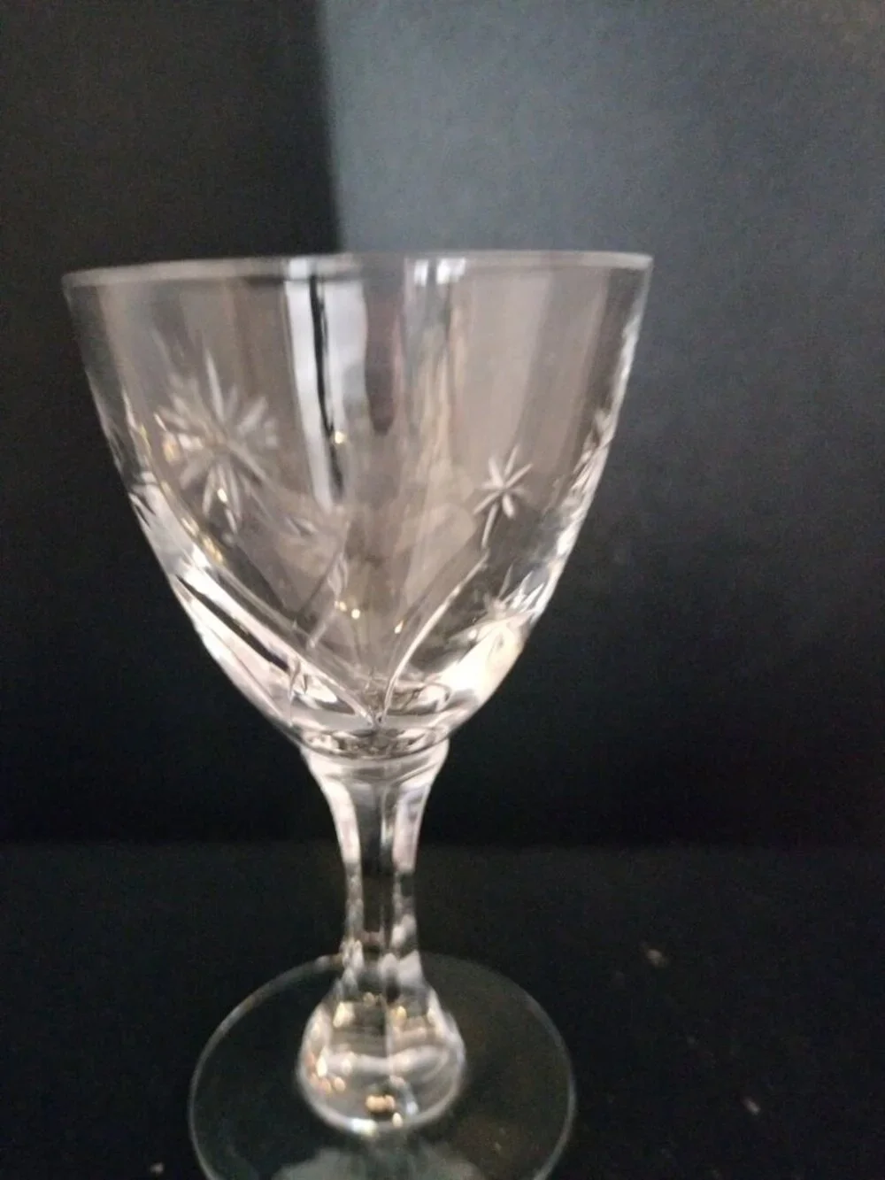 Set of 5 Cordial Short Stem Crystal Glasses Star Etched 3